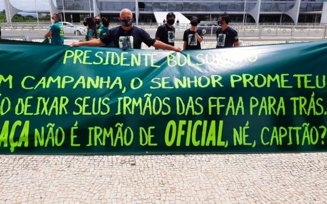 Reforma da previdência: militares da reserva protestam contra Bolsonaro