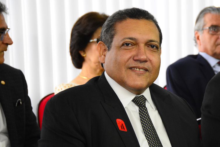 Kassio Nunes Marques é aprovado na CCJ do Senado para vaga no STF