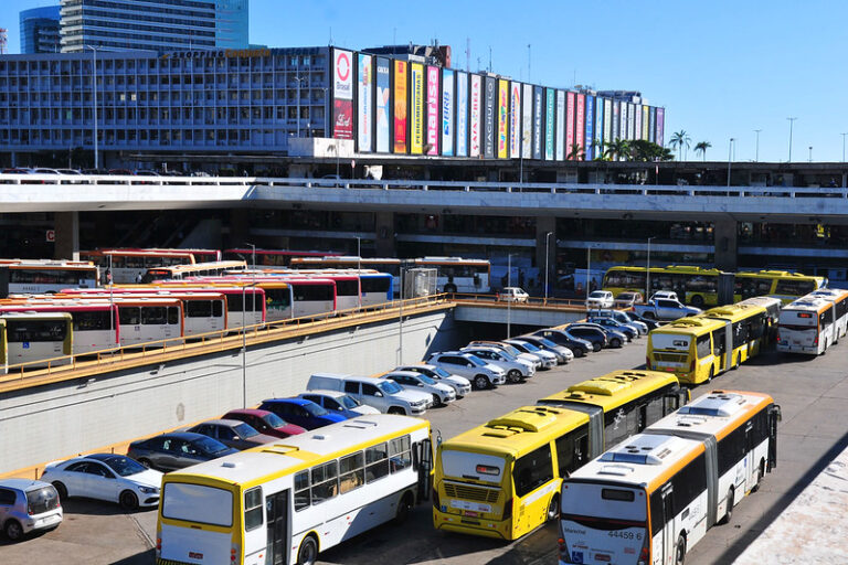 Opine sobre a nova licitação do transporte coletivo