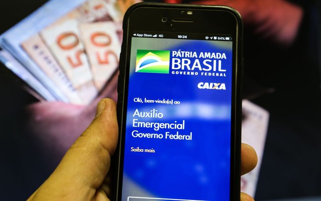 Bolsonaro sanciona projeto de lei que cria poupança social digital