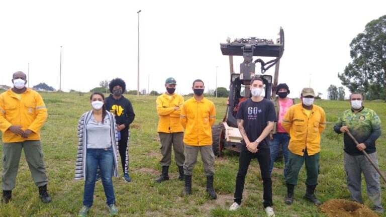 Homenagem a vítimas e crianças nascidas na pandemia