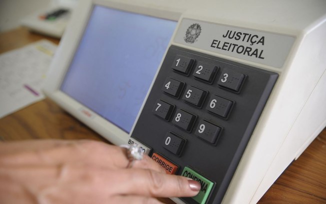 Eleições 2020 terão 2 milhões de mesários e 15 mil servidores