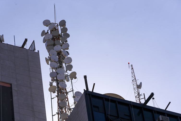 Governo apresenta relatório sobre era digital e telecomunicações
