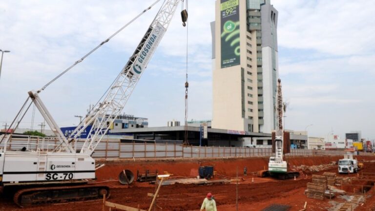 Obras do GDF reduzem impacto da crise