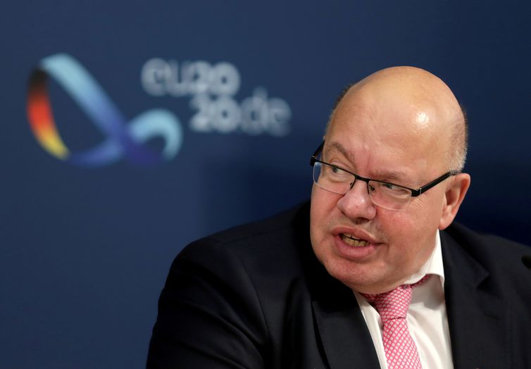 Ministro alemão espera que país tenha 20 mil casos diários de covid-19