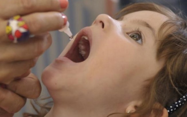 Vacinação contra a Poliomielite segue até sexta-feira (30)