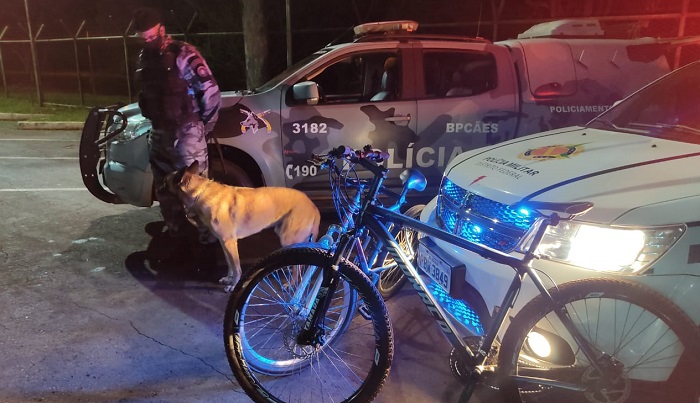 Com apoio de cães, PMDF prende homem acusado de roubo no Lúcio Costa