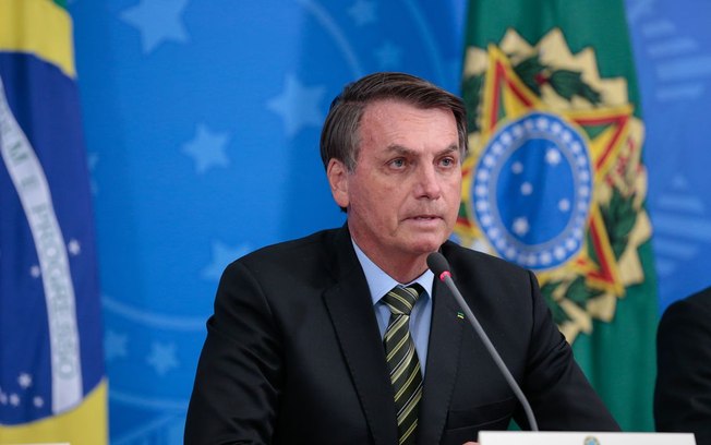 Bolsonaro vai revogar decreto que abria caminho para privatização do SUS