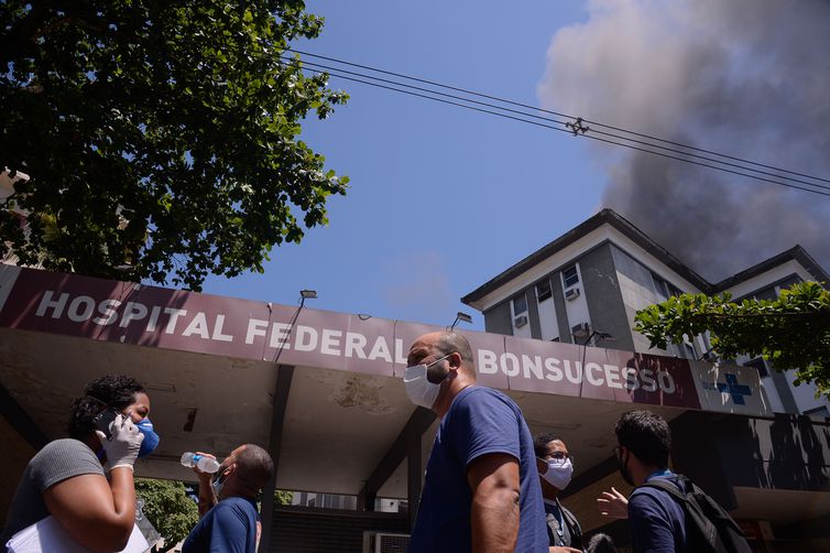 Idosa morre depois de transferência do Hospital de Bonsucesso, no Rio