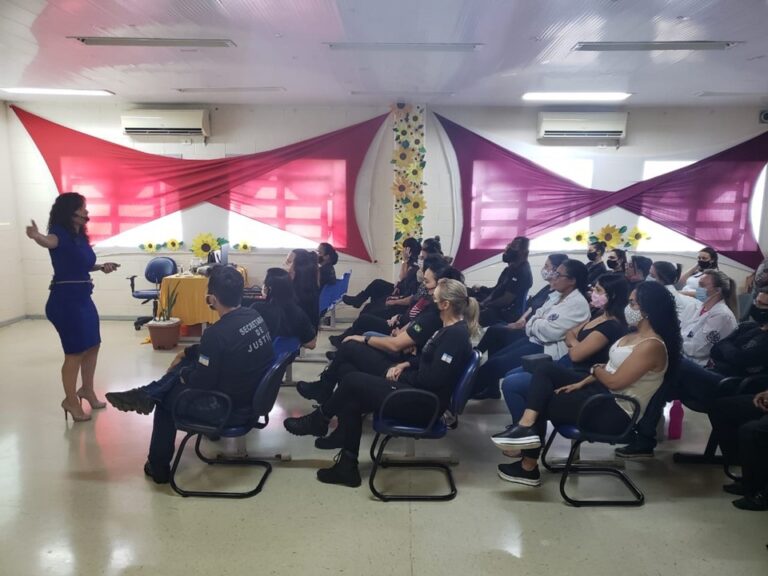 Centro Prisional Feminino de Colatina comemora Dia do Servidor