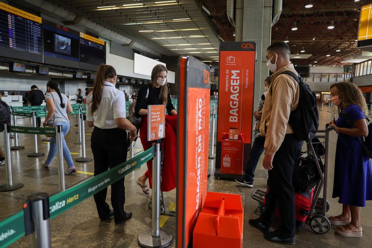 Aeroportos esperam aumento do movimento no feriado de Finados