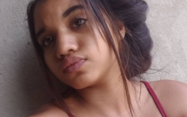 Menina de 14 anos desaparecida há uma semana faz contado por código no Whatsapp