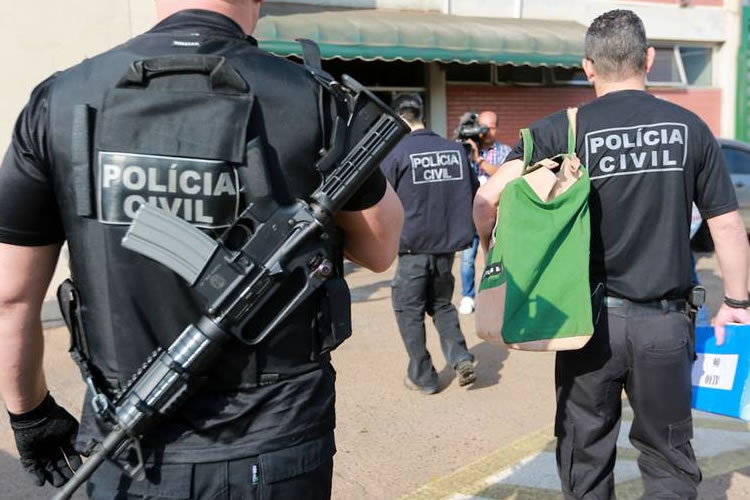 PCDF divulga imagens de furto em comércio de Brazlândia