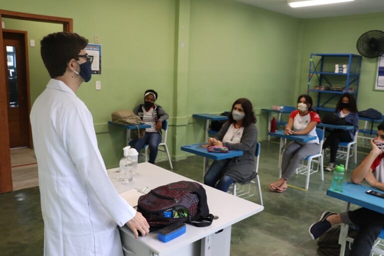 Espírito Santo está entre os dez melhores Estados do Brasil em avaliação da Educação Básica