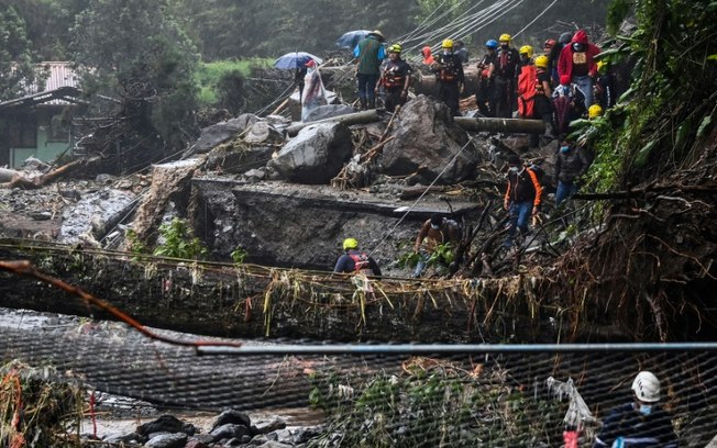 Ciclone Eta deixa pelo menos 150 mortos ou desaparecidos na Guatemala