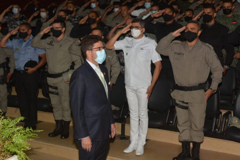 Juruá: “Tenho orgulho da nossa polícia”, diz Gladson em cerimônia de promoção de soldados a cabo