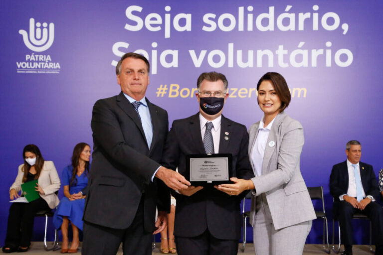 Complexo Hospitalar do  Trabalhador recebe  Prêmio Pátria Voluntária