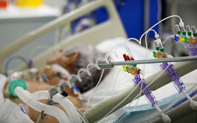 EUA registram recorde de hospitalizações por Covid-19