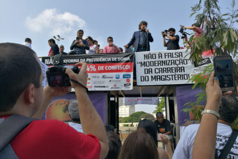 Entidades se unem contra decreto que confisca aposentadorias e pensões