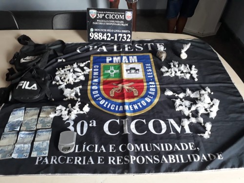 Polícia Militar detém jovem e apreende adolescente com drogas na Comunidade Coliseu, na zona leste