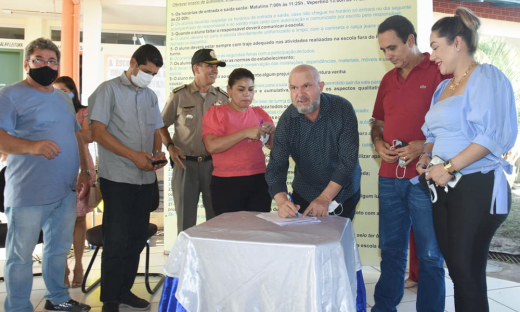 Governador Carlesse anuncia implantação do Colégio Militar em Dianópolis