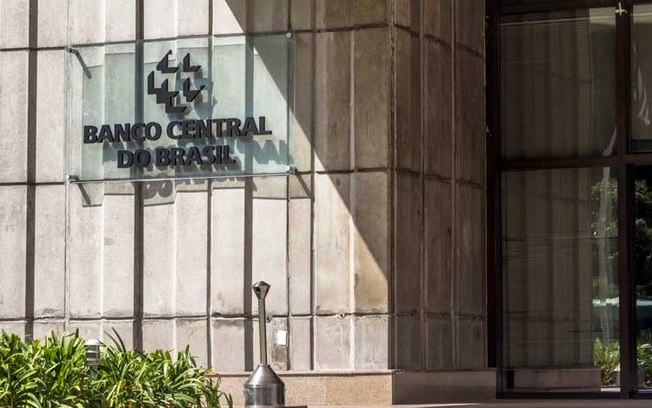 Banco Central propõe medidas para facilitar transferências para o exterior