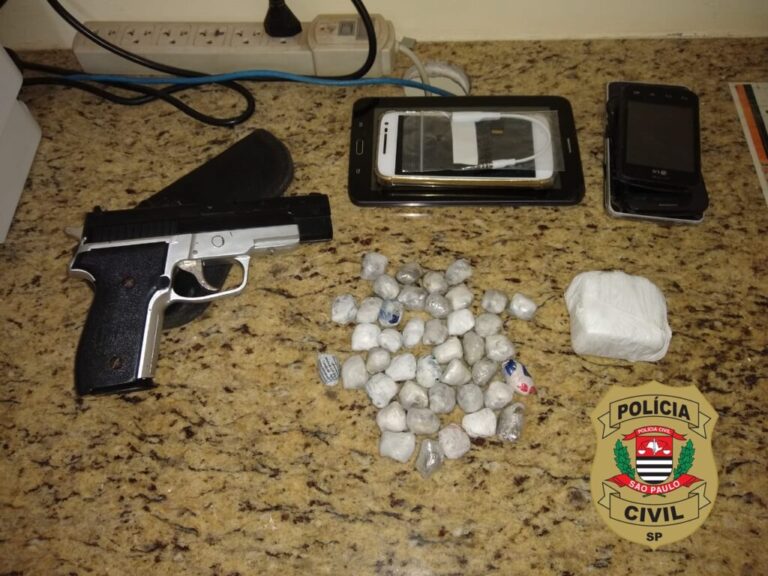 Polícia Civil de Avaré prende trio por tráfico de drogas