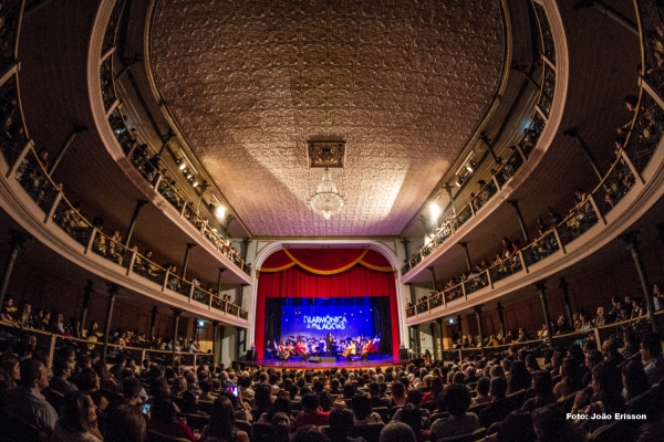 Teatro Deodoro completa 110 anos de arte neste domingo (15) com celebração virtual