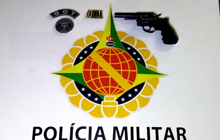 Jovem armado é preso em abordagem da Polícia Militar no Itapoã