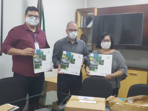 Imprensa Oficial apresenta versão impressa do “Amazonas em Mapas”