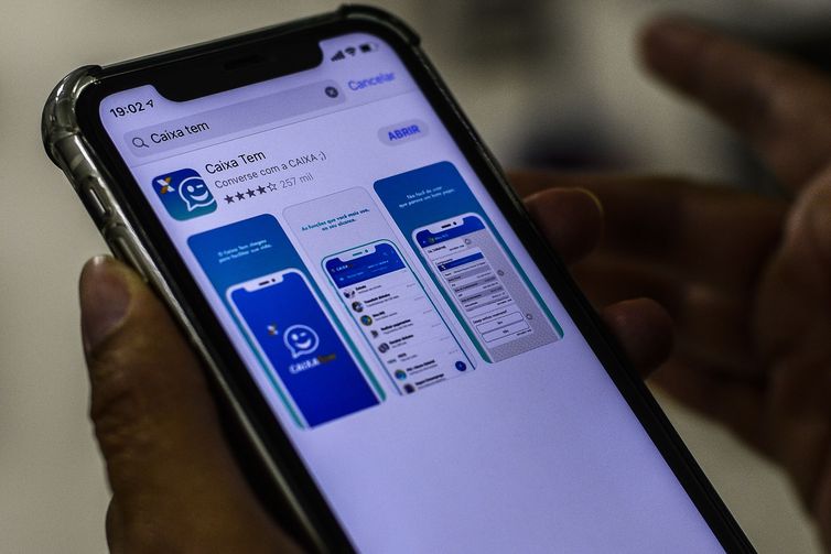 Nascidos em setembro recebem hoje auxílio emergencial