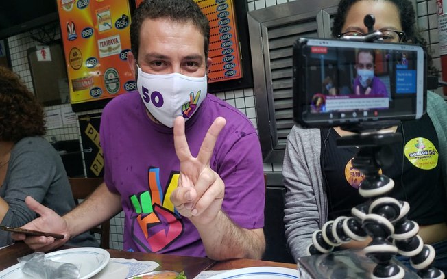 Ciro Gomes e Orlando Silva declaram apoio a Boulos na disputa em São Paulo