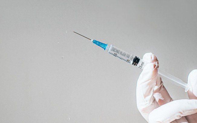 Anvisa anuncia procedimento para registro de vacinas contra Covid-19