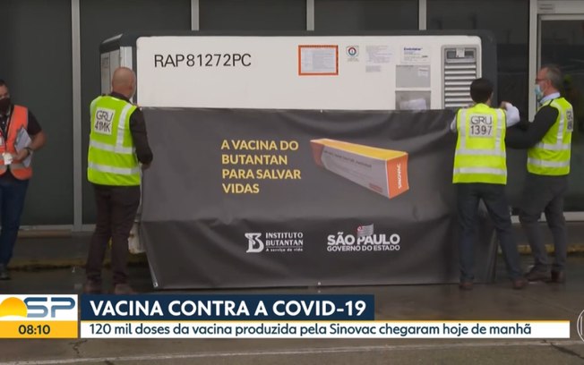 Primeiras doses da vacina CoronaVac chegam ao Brasil