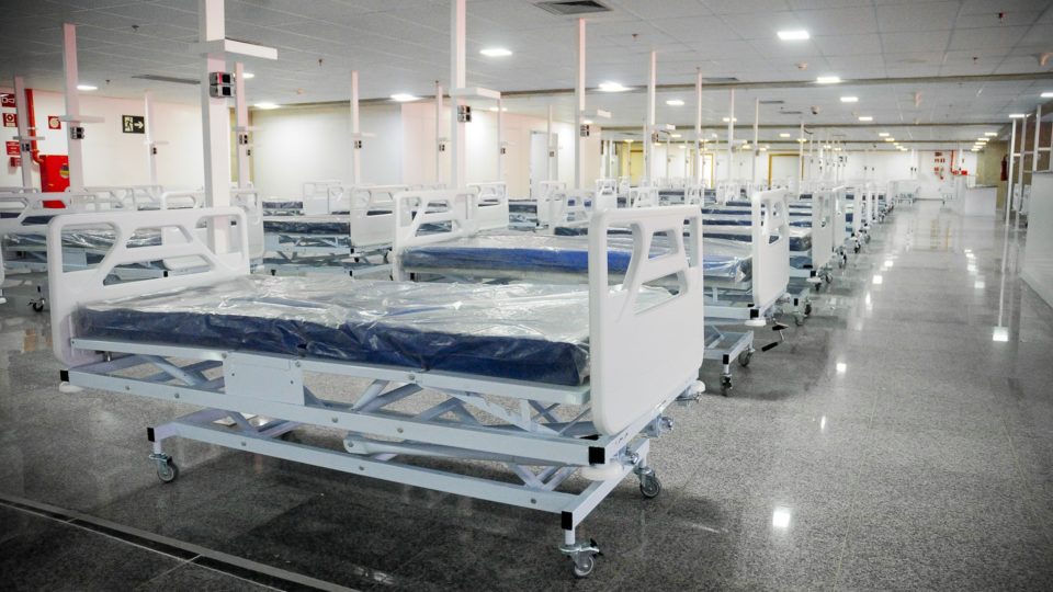 Distribuídos equipamentos de hospital de campanha