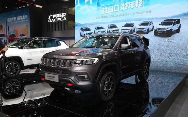 Jeep Compass com visual renovado é lançado na China