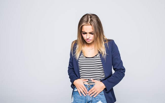 Ginecologista explica mitos e verdades da endometriose