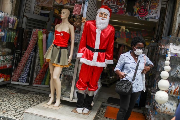 Governo do Rio negocia abertura de vagas temporárias para o Natal