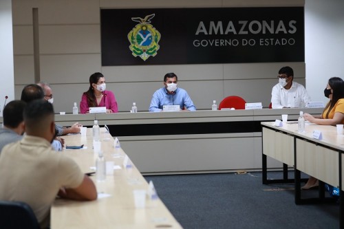 Governo do Amazonas permitirá que bares e casas de show funcionem como restaurante a partir de 1º de dezembro