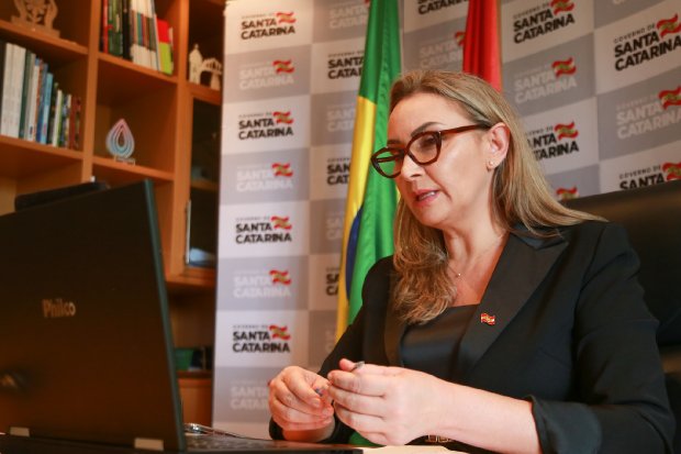Governadora e Fecam debatem soluções conjuntas para a pandemia e estiagem em Santa Catarina