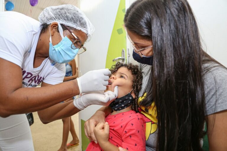 Campanha Nacional de Vacinação contra Poliomielite e Multivacinação é prorrogada para até o dia 20 de dezembro