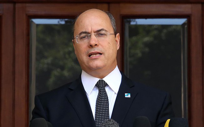 Witzel comemora absolvição do governador de Santa Catarina em impeachment