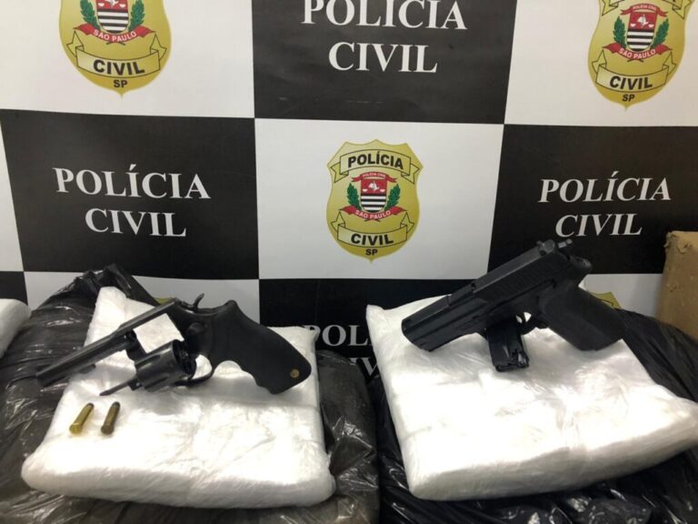 Polícia Civil apreende drogas e armas na Zona Oeste