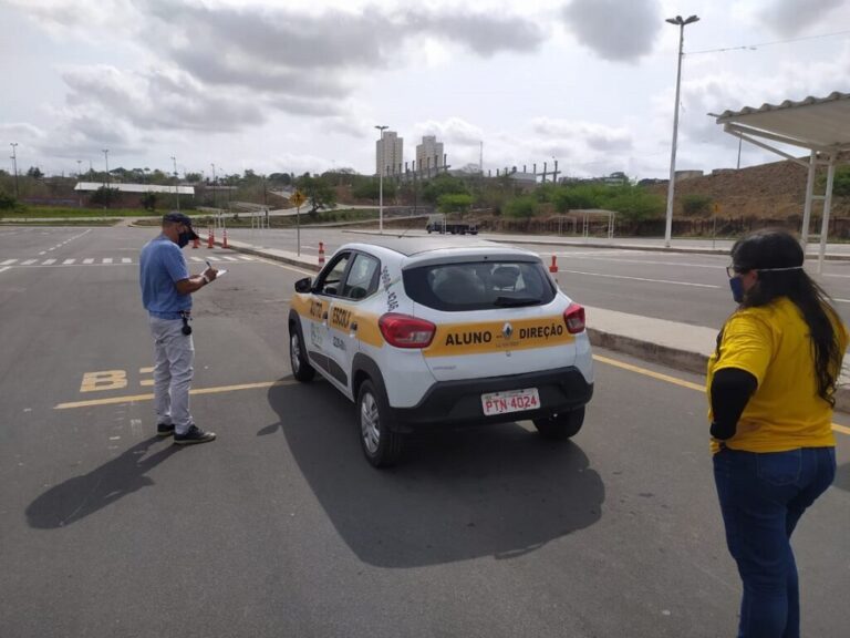 Mutirão de serviços do Detran atendeu usuários em São Luís, Paço do Lumiar e Imperatriz