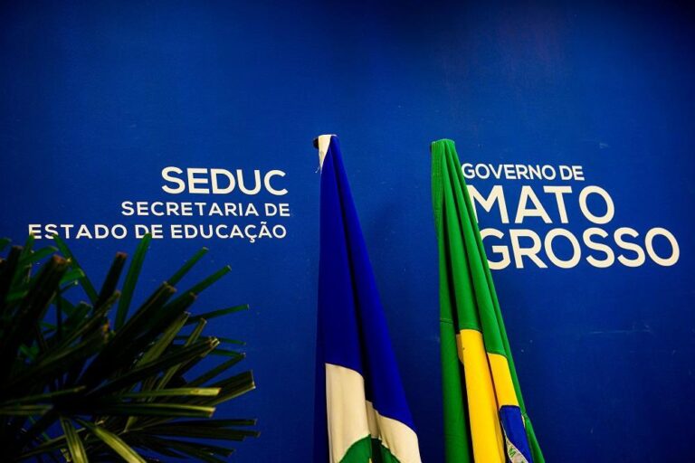 Pagamento de 4,3 mil contratados da Seduc será feito nesta segunda-feira