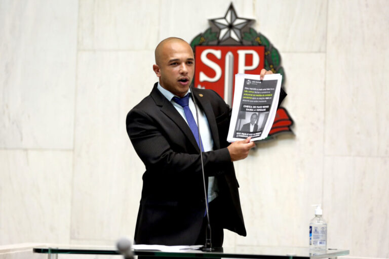 Douglas Garcia analisa a eleição na capital e critica o PSDB, o prefeito eleito e o governador