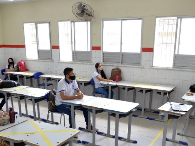 Sergipe, Alagoas e Pernambuco dialogam em live sobre readequação do calendário escolar 2020