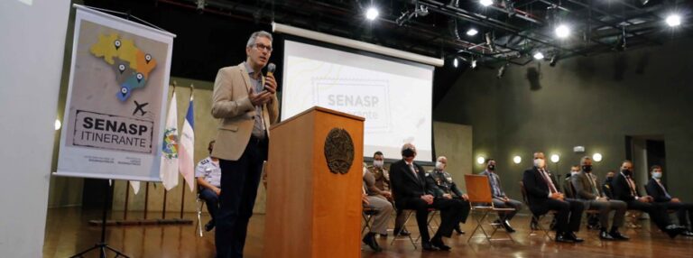 Romeu Zema participa da abertura do Senasp Itinerante