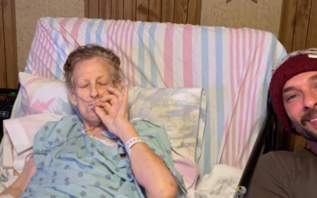Neto fuma maconha com a avó horas antes dela morrer: “Eu a fiz sorrir”