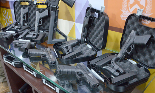 Governo do Tocantins entrega armas e salas especiais de depoimento em Araguaína e Araguatins